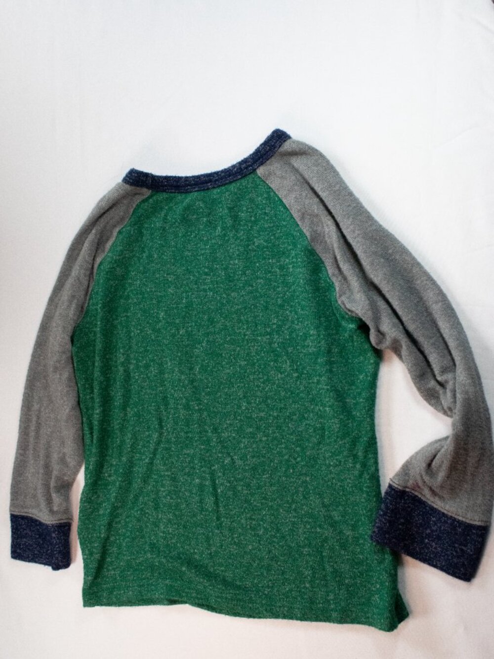 Boys 3T The Children's Place Long Sleeve Top Blue Green Gray - Picture 4 of 4